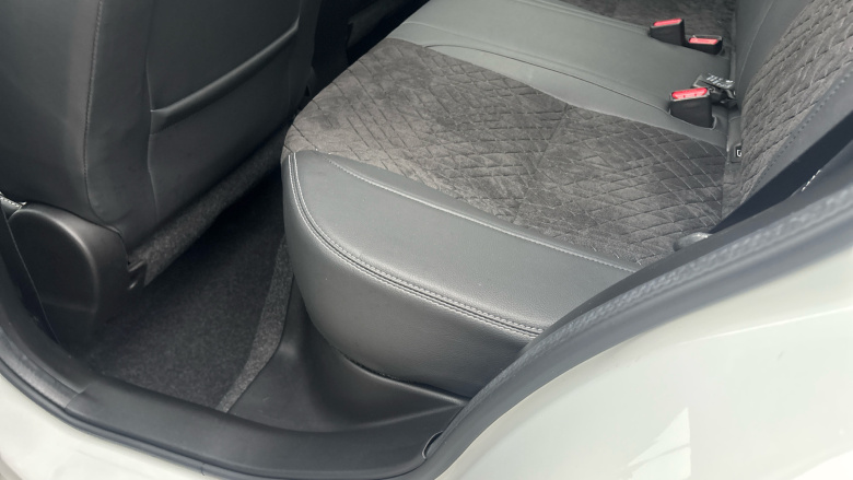 Suzuki Vitara 1.4 Boosterjet 48V Hybrid SZ5 5dr Petrol Estate